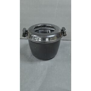 The Pampered Chef Micro Cooker Microwave Steamer Black Plastic Vented Lid